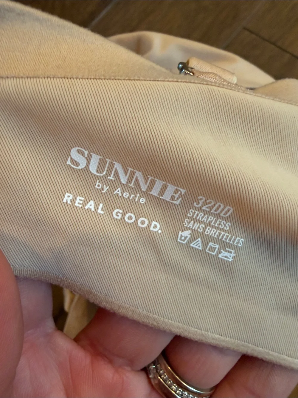 aerie Sunnie Bra Light Nude Size 32DD NWT - C33-071